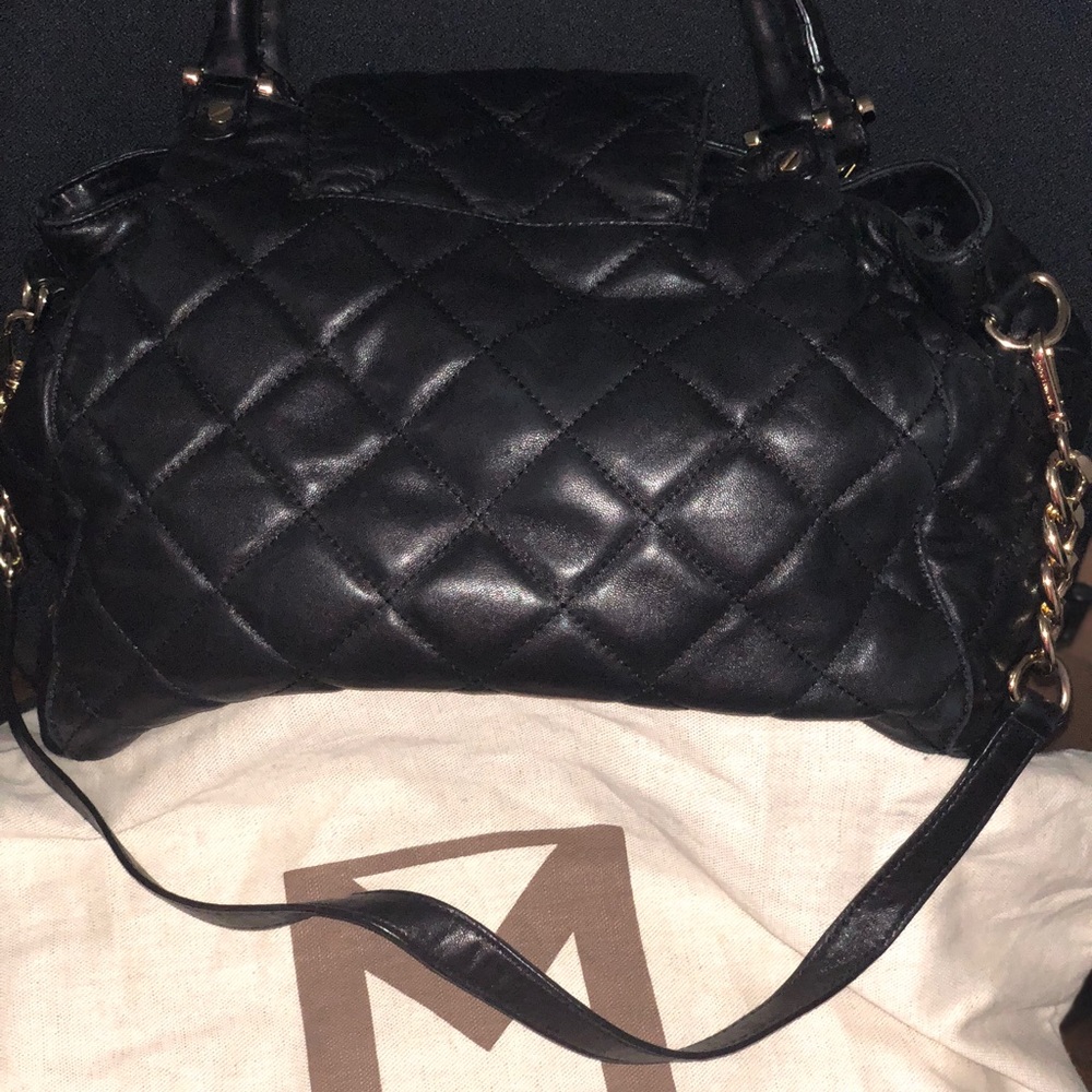 Michael kors handbag   Black and gold - Picture 2 of 6